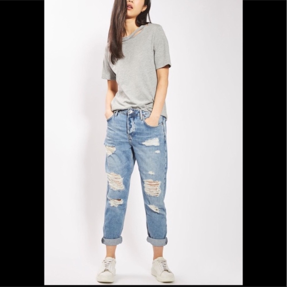 TOPSHOP Hayden Boyfriend Ripped Denim Jeans - Picture 2 of 9